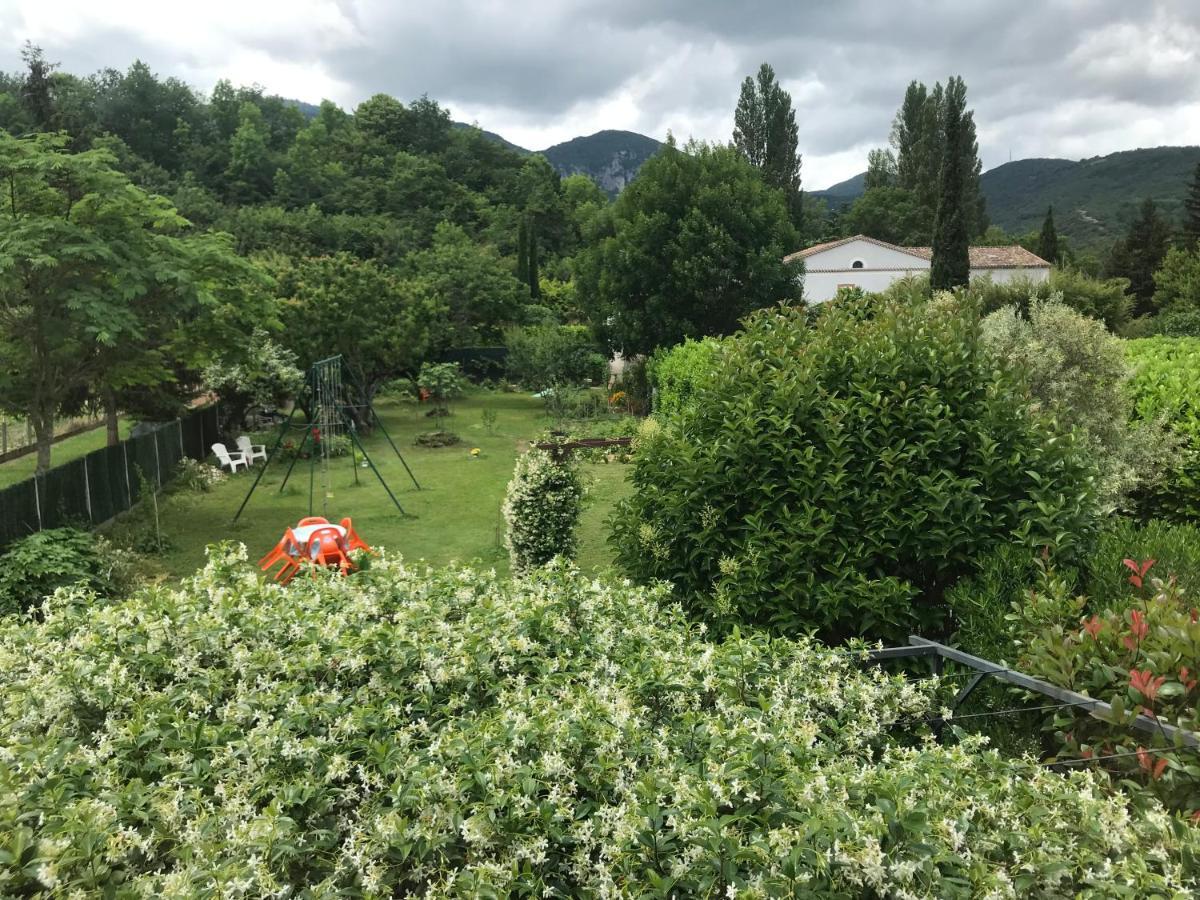 Chambre Et Salle De Bain Prive S'Ouvrant Sur Terrasse, Jardin Et Cuisine D'Ete Quillan Bagian luar foto
