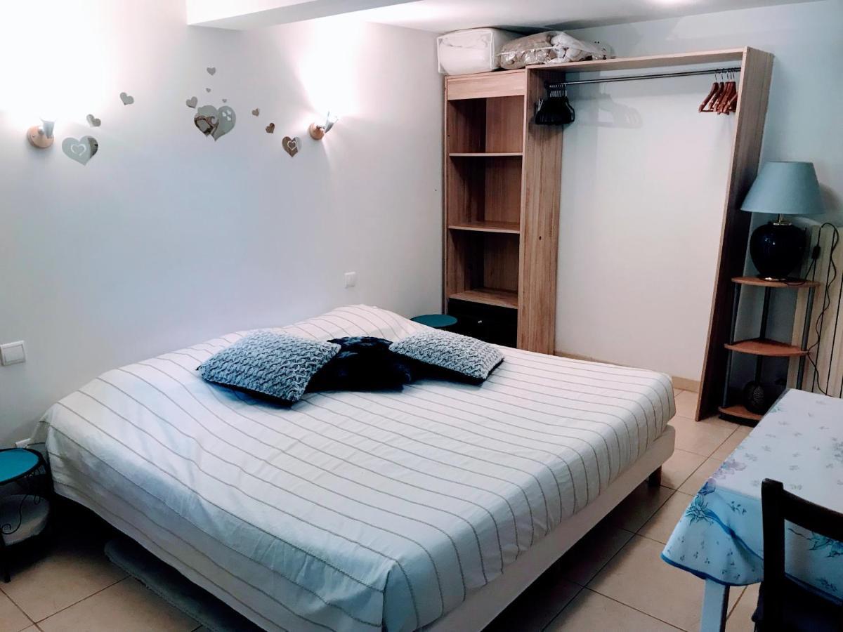 Chambre Et Salle De Bain Prive S'Ouvrant Sur Terrasse, Jardin Et Cuisine D'Ete Quillan Bagian luar foto